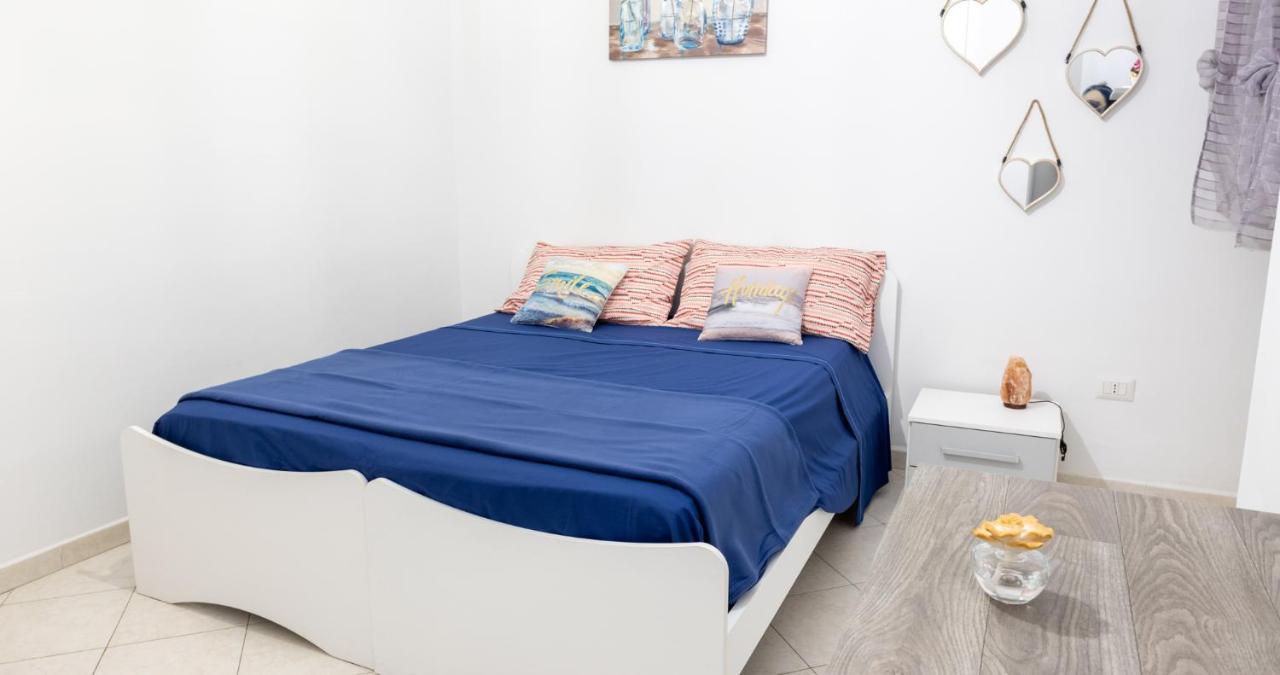Decumani Apartments - Nel Cuore Di Napoli Dış mekan fotoğraf
